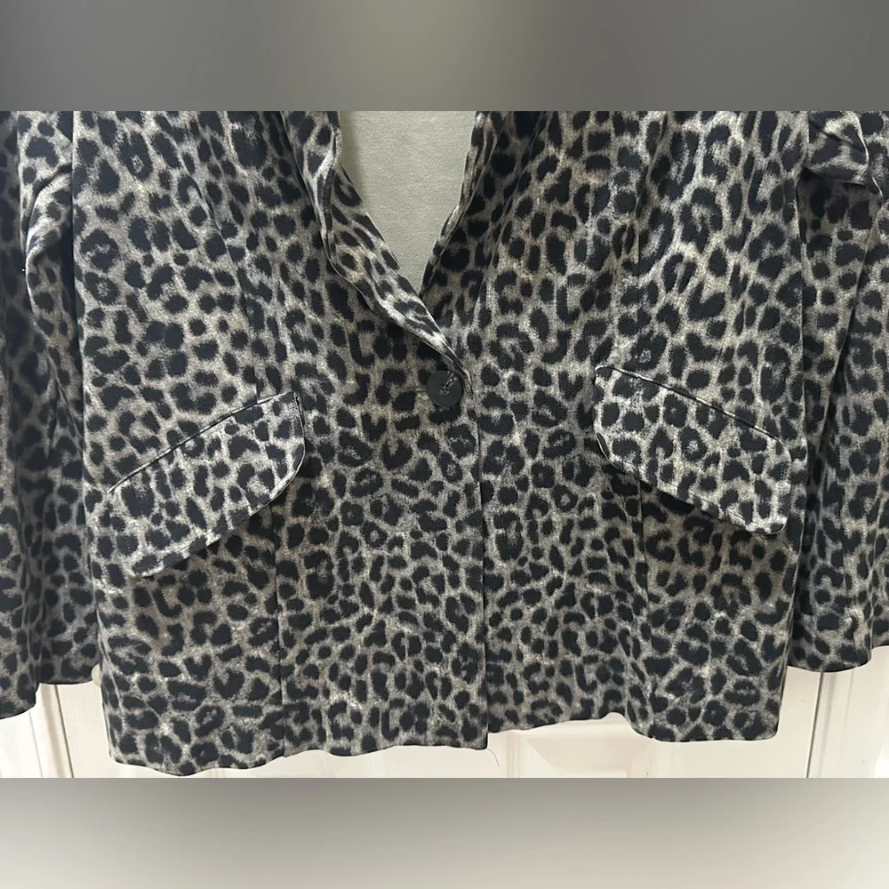 CABI Jungle Blazer Jacket Animal Print Size 16 - Picture 9 of 14